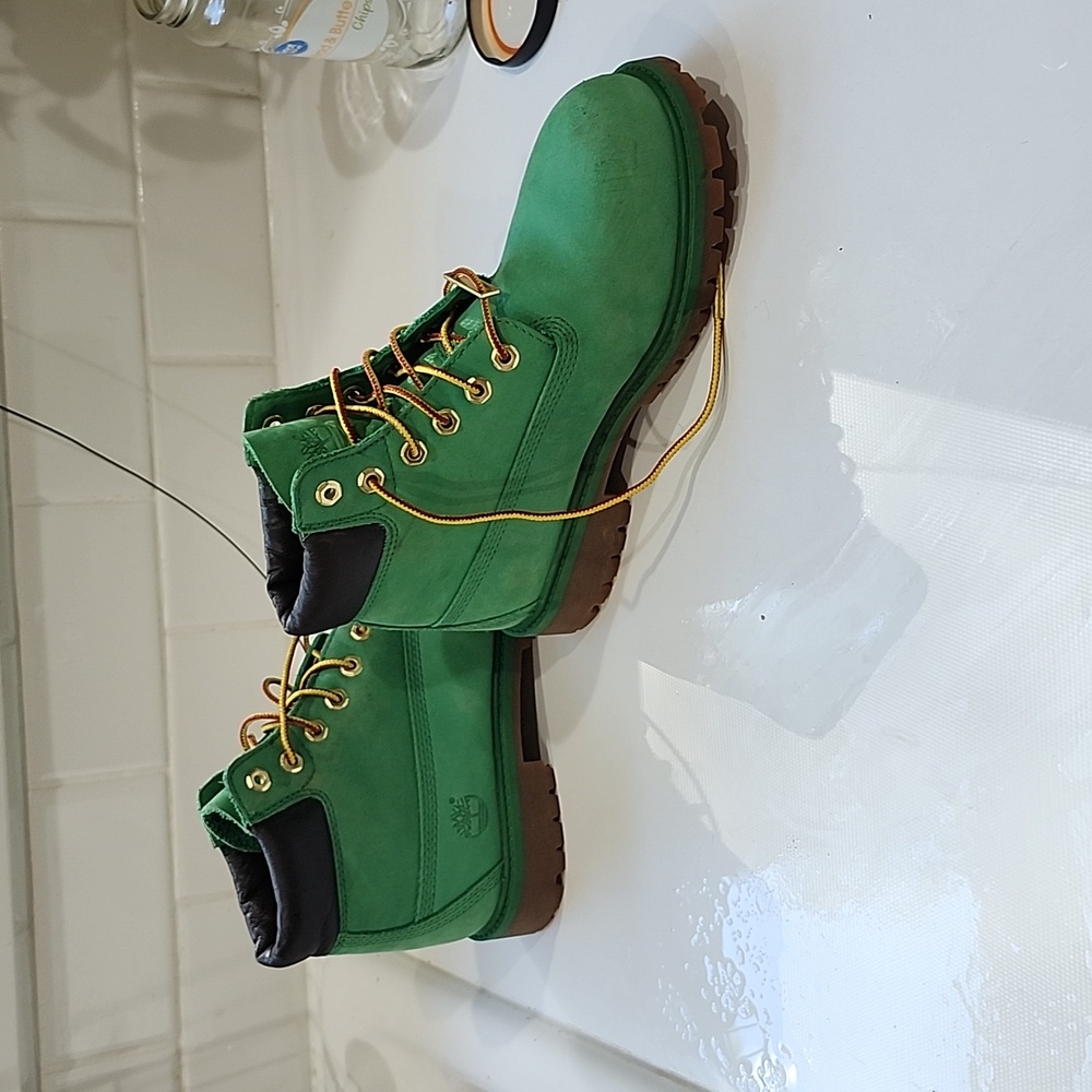 Timberland , Womens Ankle Boots. Great Spring Color - Picture 4 of 8